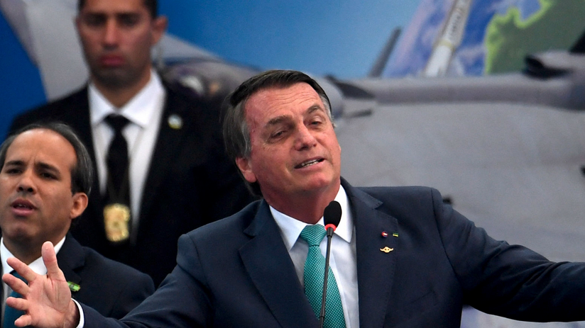 Bolsonaro pulls out all the stops to rally base on Brazil's Independence Day
