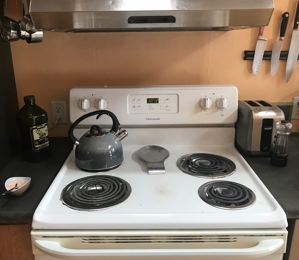 Electric range with coils