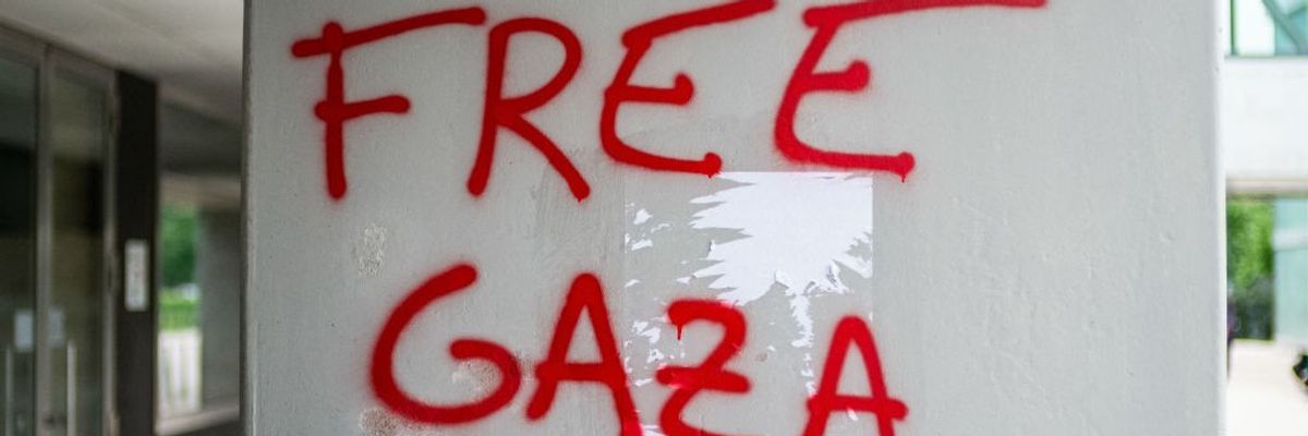 "Free Gaza" graffiti.