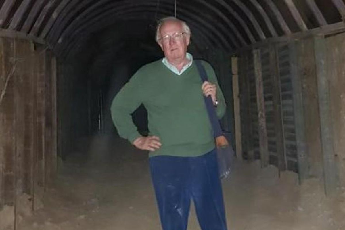 https://www.commondreams.org/media-library/independent-middle-east-correspondent-robert-fisk-in-one-of-the-miles-of-tunnels-hacked-beneath-douma-by-prisoners-of-syrian-reb.jpg?id=32258208&width=1200&height=800&quality=90&coordinates=81%2C0%2C124%2C0