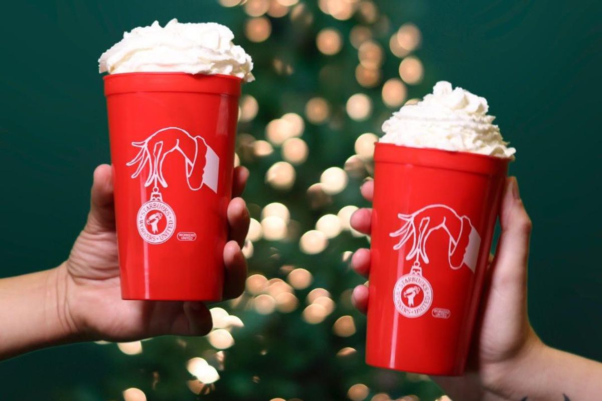 Twitter Reacts to Starbucks' Free Reusable Red Cups