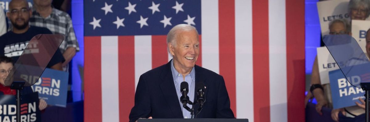  U.S. President Joe Biden speaks to supporters