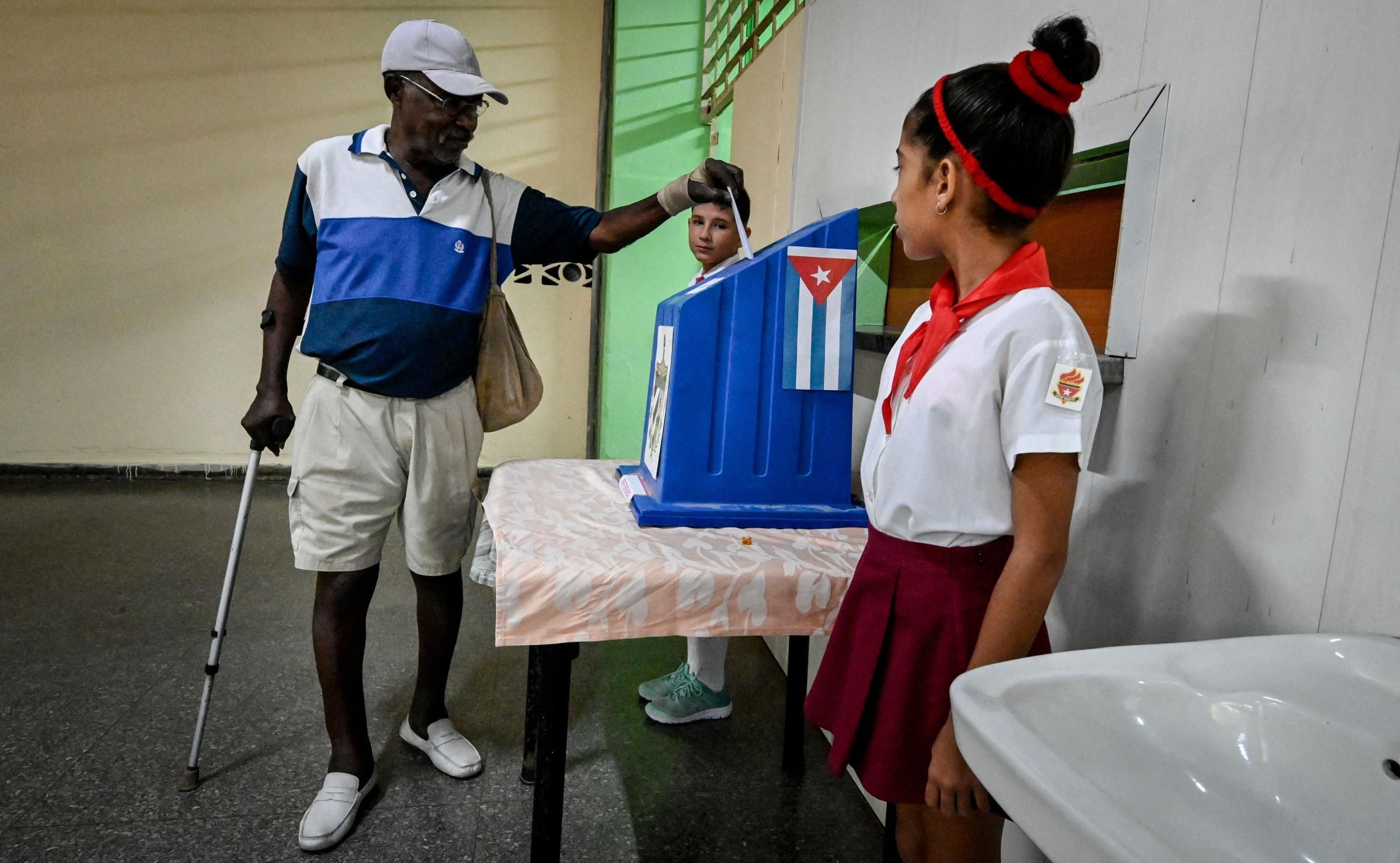 In ‘Unprecedented Democratic Exercise,’ Cubans Approve Inclusive Family ...